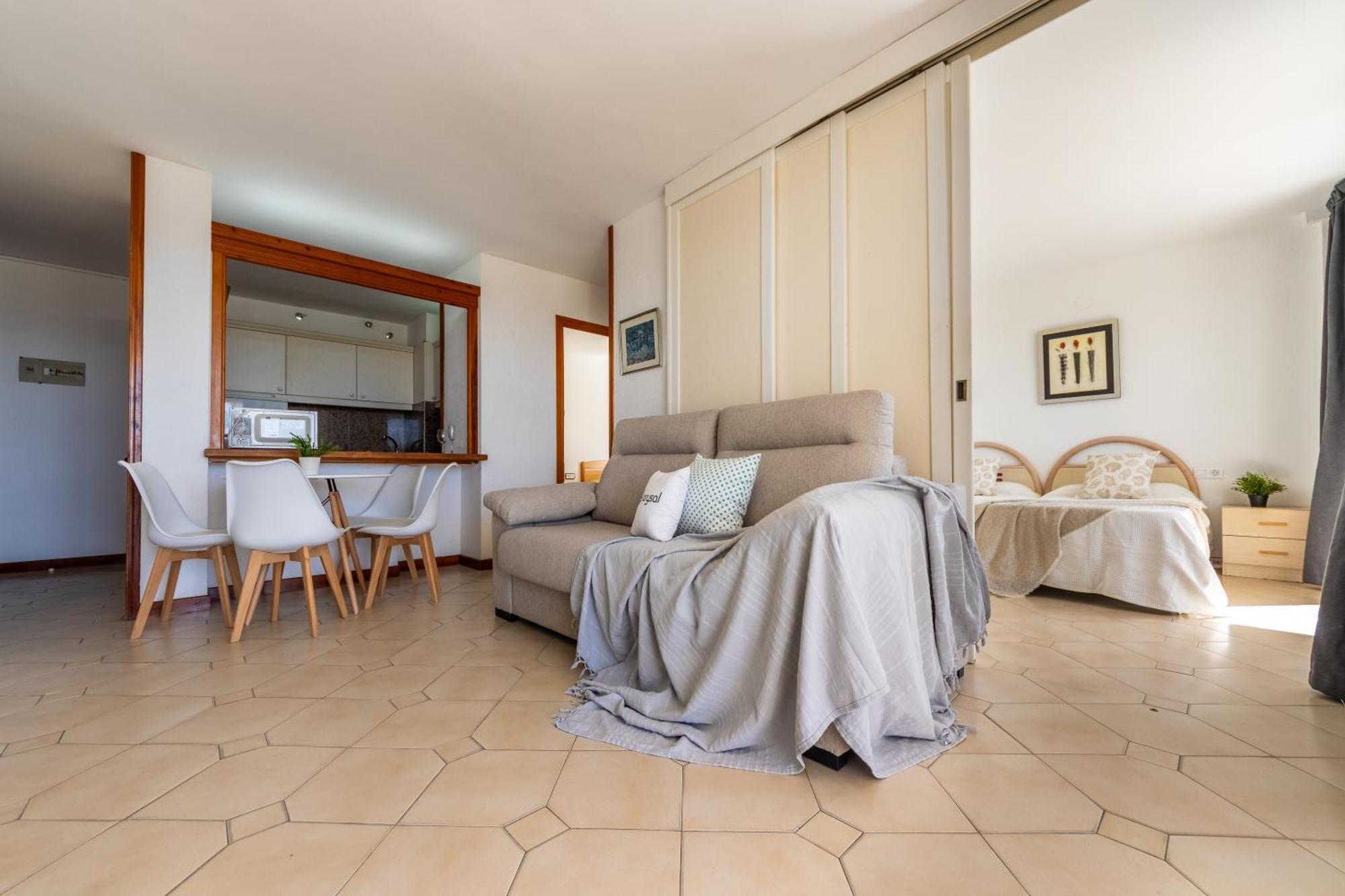 Novelty 2 Habitaciones Vista Al Mar 萨洛 外观 照片